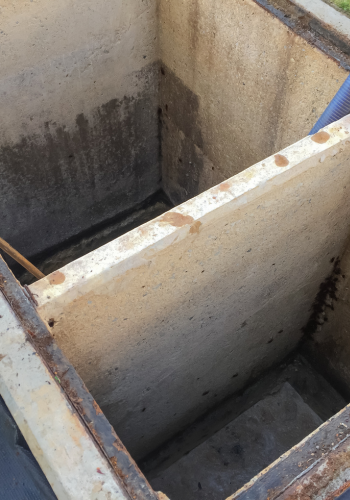 Mantenimiento-de-trampas-de-grasa-en-Puerto-Rico-con-JA-Oil-Recycling.png