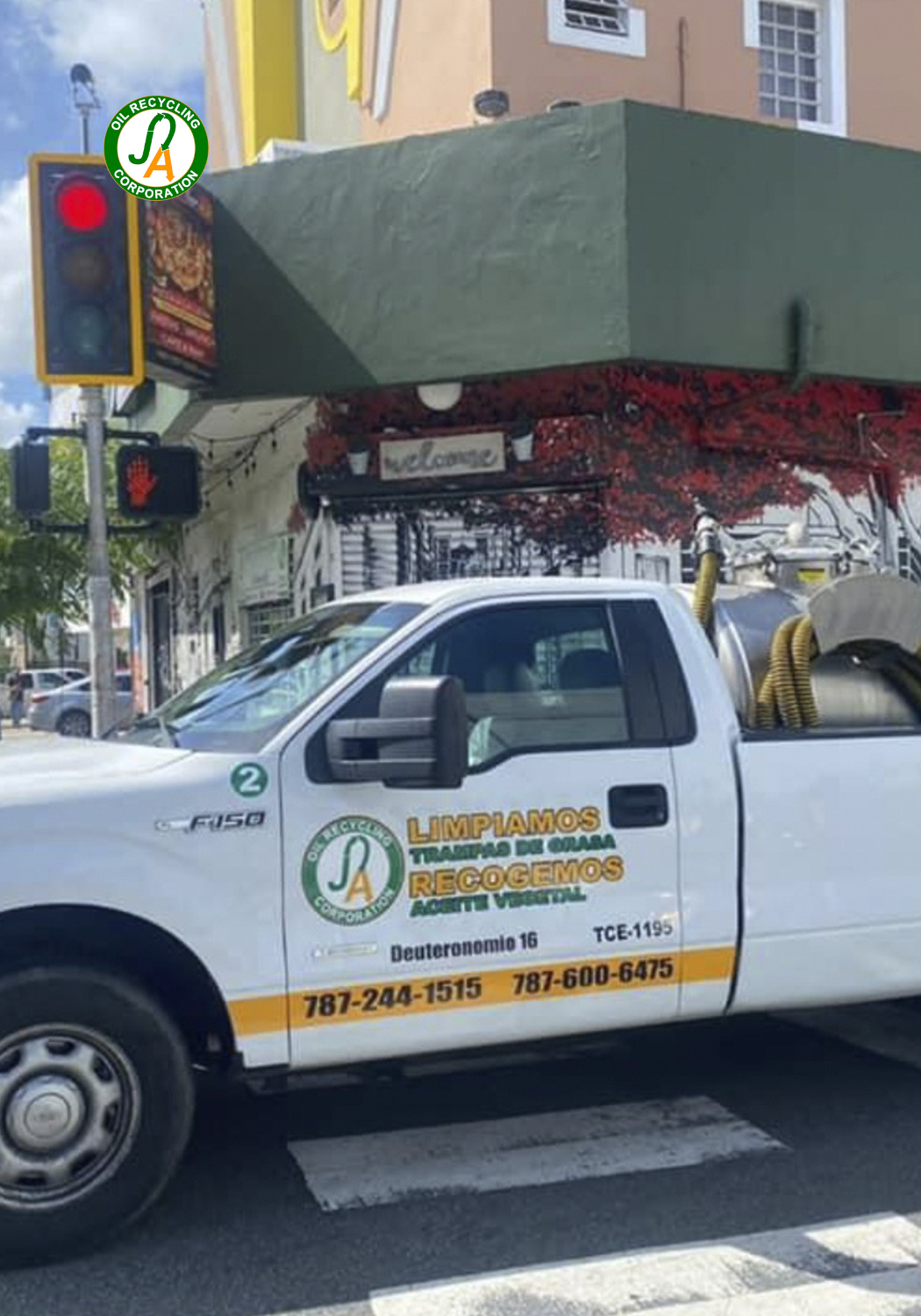 inspeccion-tecnica-de-trampas-de-grasa-en-cocina-comercial-Puerto-Rico.png
